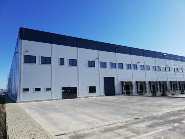 COVID-19 vs. commercial real estate: who will emerge from the pandemic as a winner? COVID-19 vs. commercial real estate: who will emerge from the pandemic as a winner?